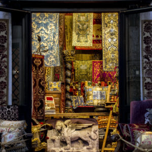 antica-tessitura-luigi-bevilacqua-weavers-and-fabric-decorators-venezia-gallery-1