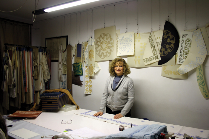 la-finestra-anna-varini-weavers-and-fabric-decorators-reggio-nell-emilia-profile