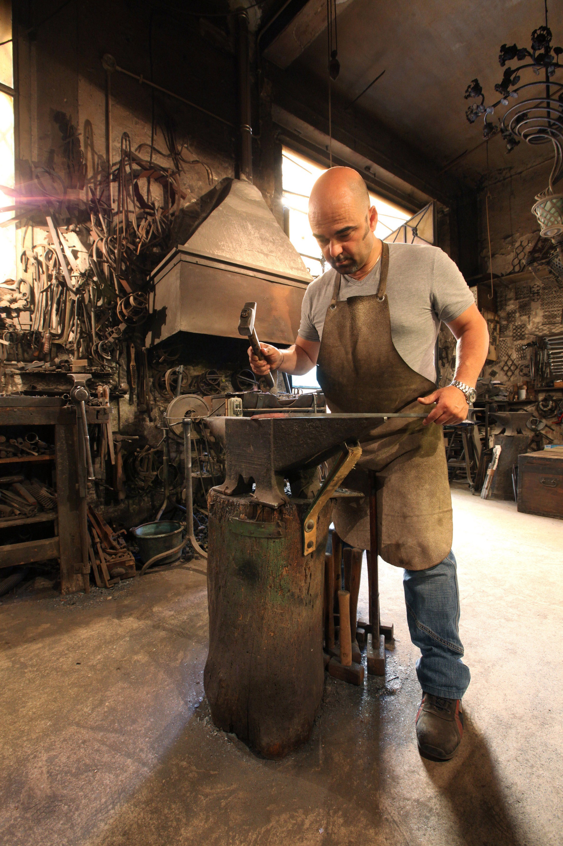 pierluigi-prata-blacksmiths-bologna-profile